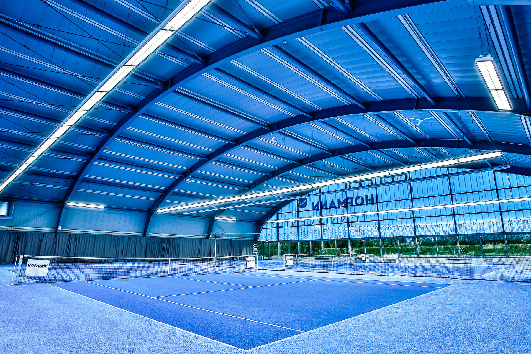 0329_architektur_strukturdesign_tennishalle Bild 1